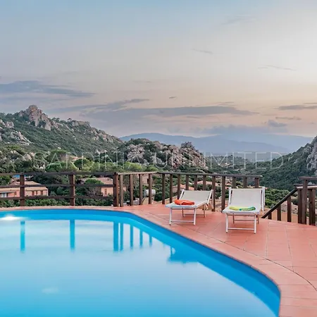 Violetta Zoe Costa Paradiso