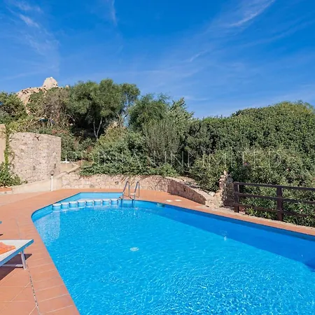 Violetta Zoe Costa Paradiso